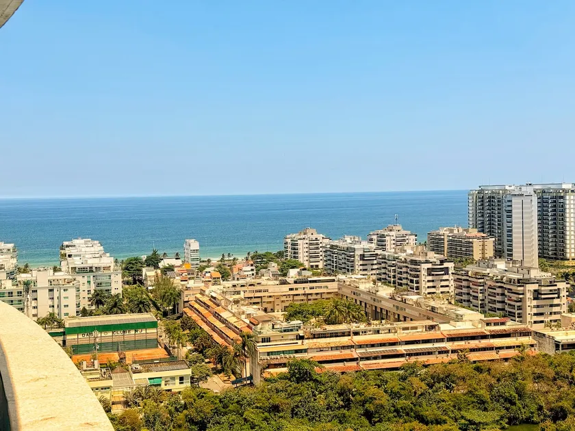 Horizonte Azul in Barra da Tijuca - Image 1