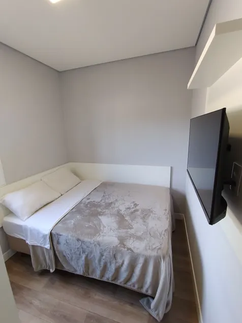 Mini Couple Suite - Image 1