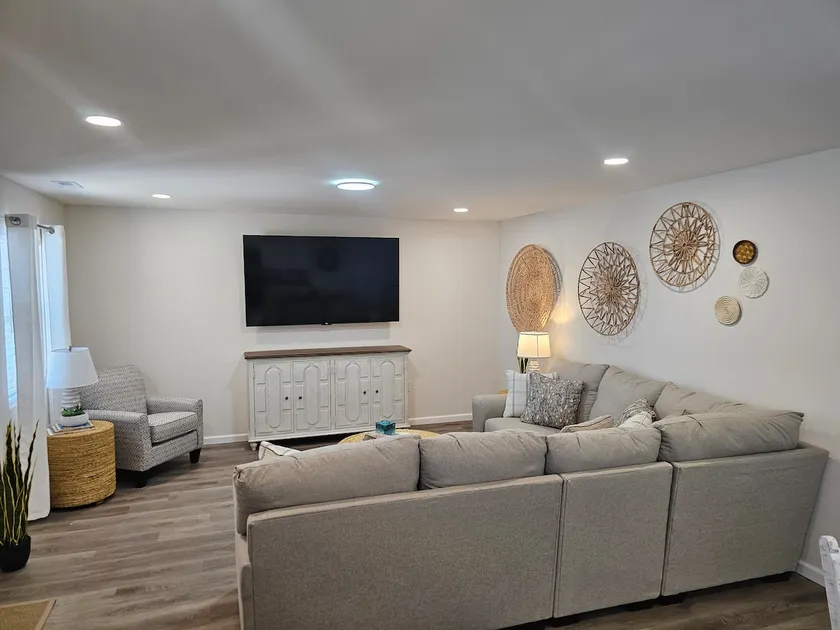 Cozy New Const. Ranch Near Park - Image 1