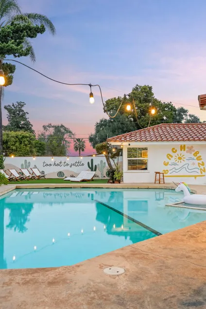 Too Hot Too Settle |Outdoor TV• Pool• HotTub&Games - Image 1