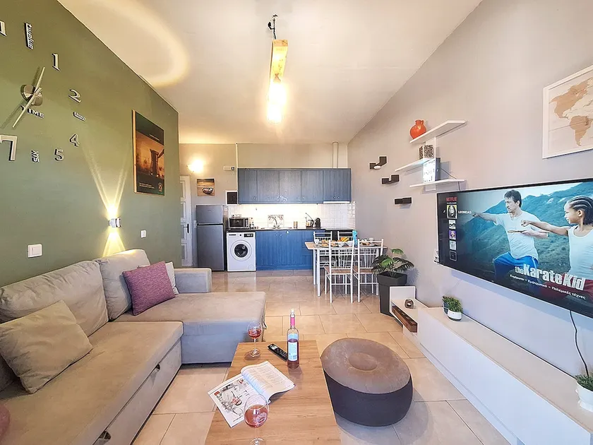 Riviera Canal D'Amour Cozy Apartment - Image 1