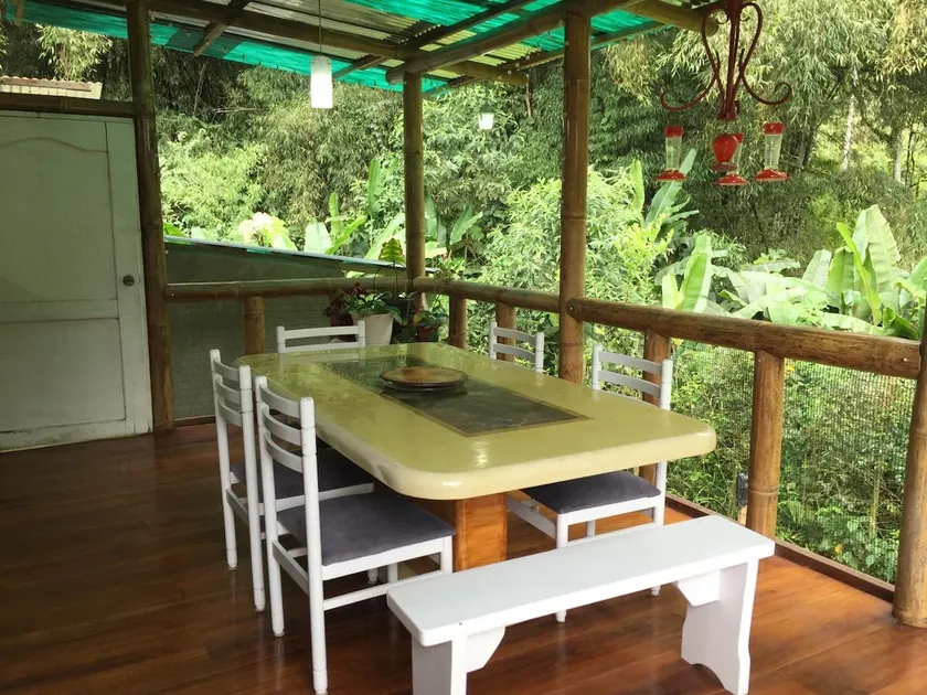 Mindo Encantador Wooden Cottage. 3Bd 2 1/2Bth - Image 1