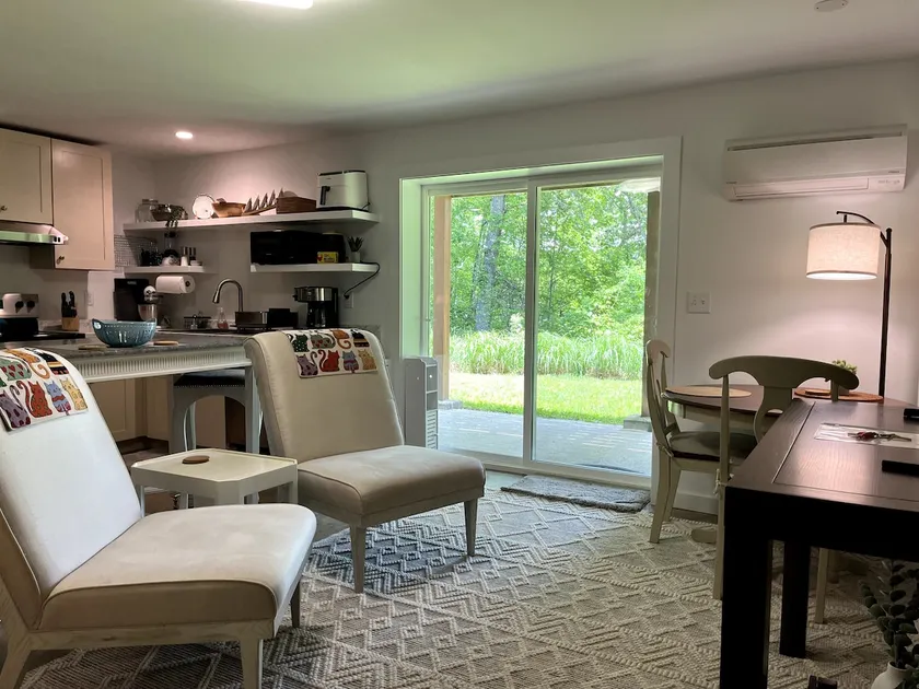 Mountain View Guest Suite - Image 1
