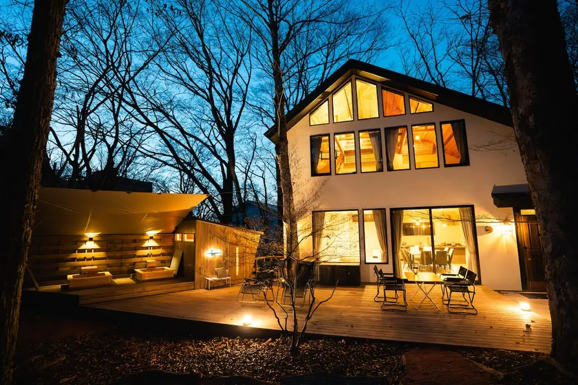 Private lodging with sauna, 10th place in Japan / Maximum 10 people / Large windows and wooden deck / Completed in 2025! - Image 1