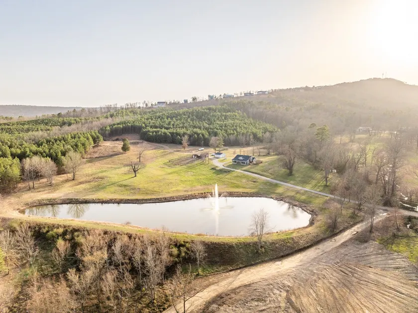 Stunning Views Gated Mountain Retreat 20 Acres - Image 1