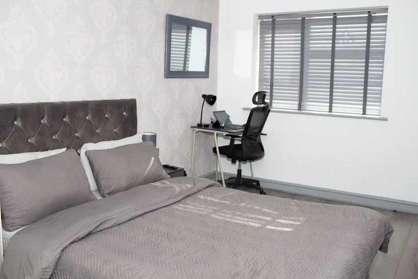Luxury 4-Bed near ManCity, Co-Op Live, Piccadilly - Image 1