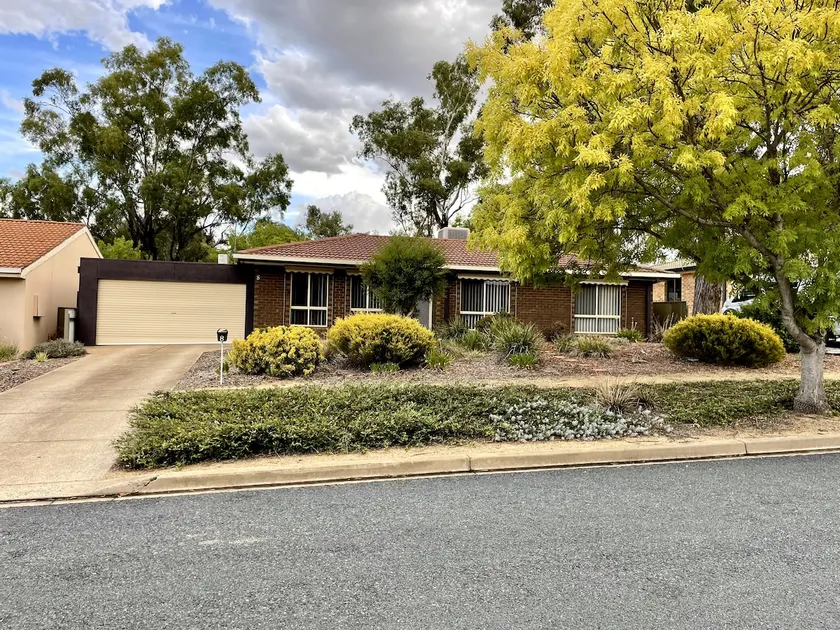 Entire Comfy Home in Wagga Wagga, Australia - Image 1