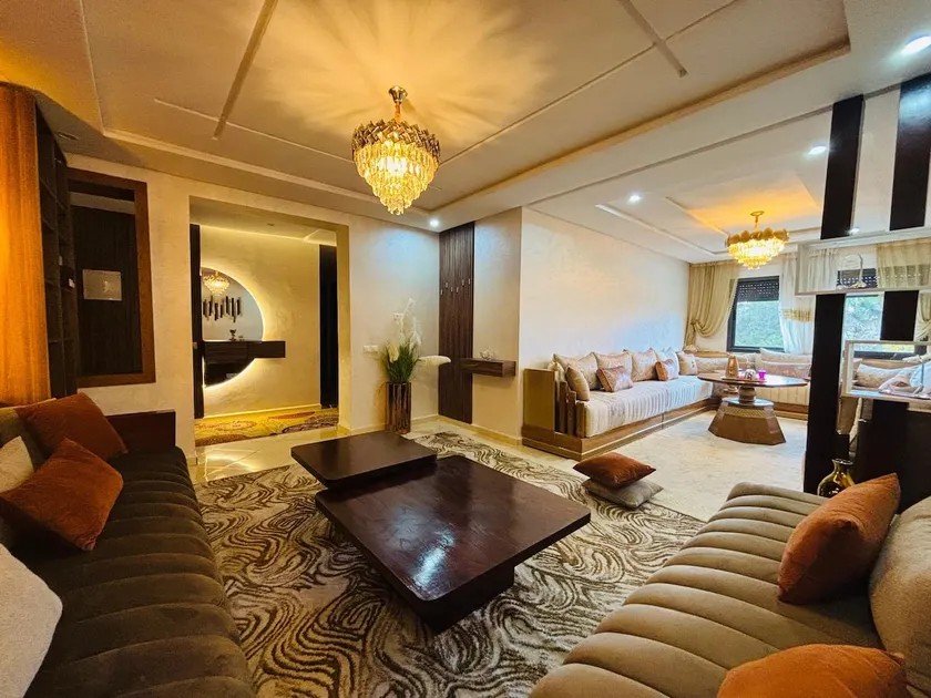 Cozy & Stylish Retreat near City Center - Parking! - Image 1