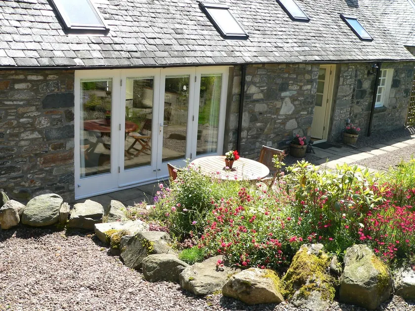 Burn Cottage - A Secluded Highland Retreat For Two - Image 1