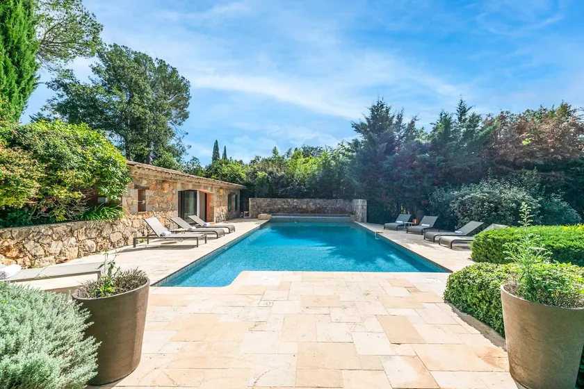 Luxury Villa near Fayence - Image 1