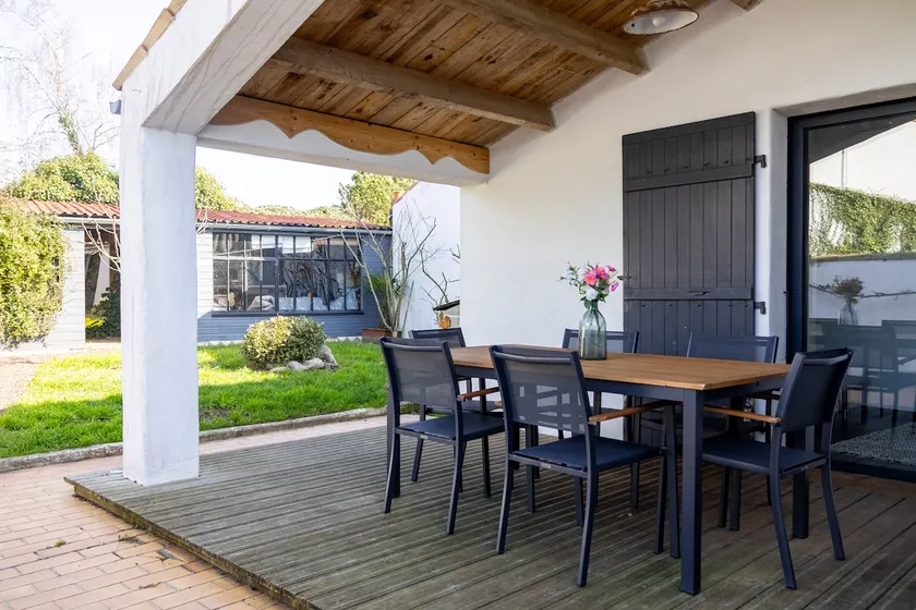 The friends' house - Image 1