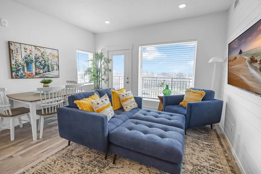 Cozy 1 bedroom Apartment - Image 1