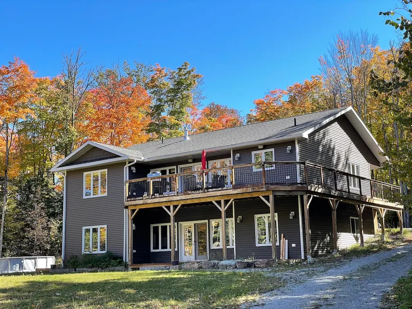 Mountain House, Minutes to Lake - Image 1