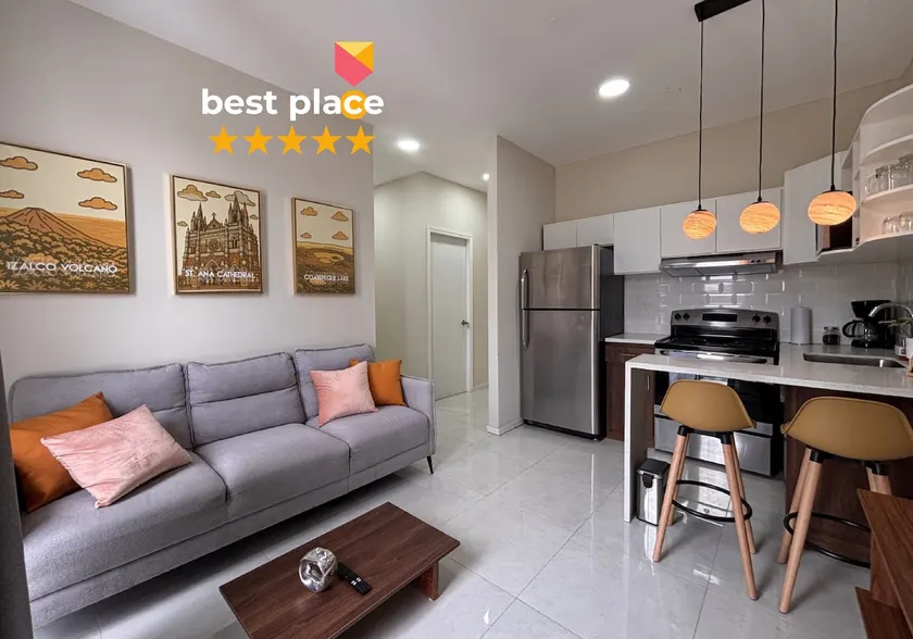 Apartment in the heart of SA - Image 1