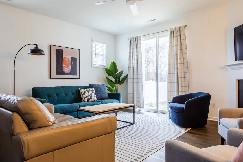 Downtown Clayton 4BR | Pets | Sleeps 10 + Yard - Image 1