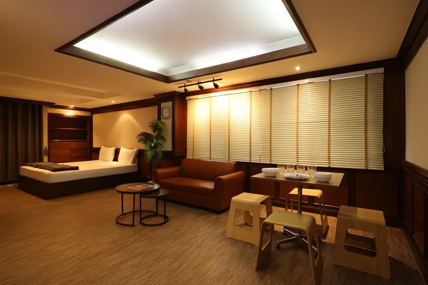 Big Suite near Khaosan/Downtown Up to 6 Per. - Image 1