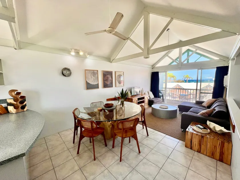 Waterfront Unit 4 - Kalbarri WA - Image 1