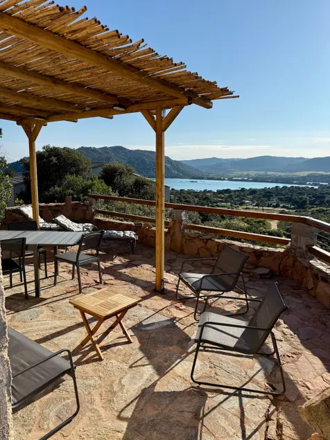Santa Giulia mini Villa superb sea-view terrace, 400 m from beach.  - Image 1
