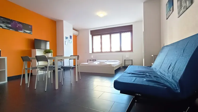 Accommodation - 3 people near metro B - WiFi 33 - Image 1