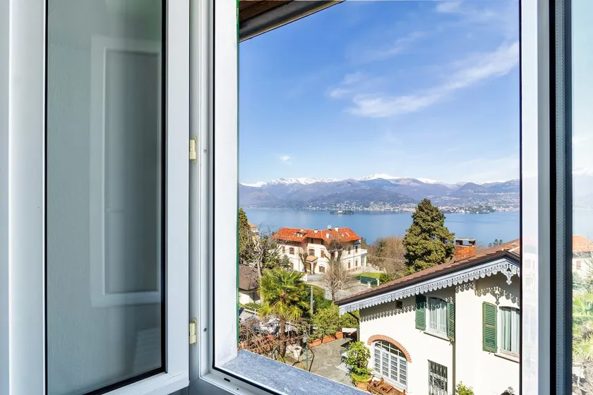 [Lake View-Stresa] Two-room apartment with terrace and Wi-Fi - Image 1
