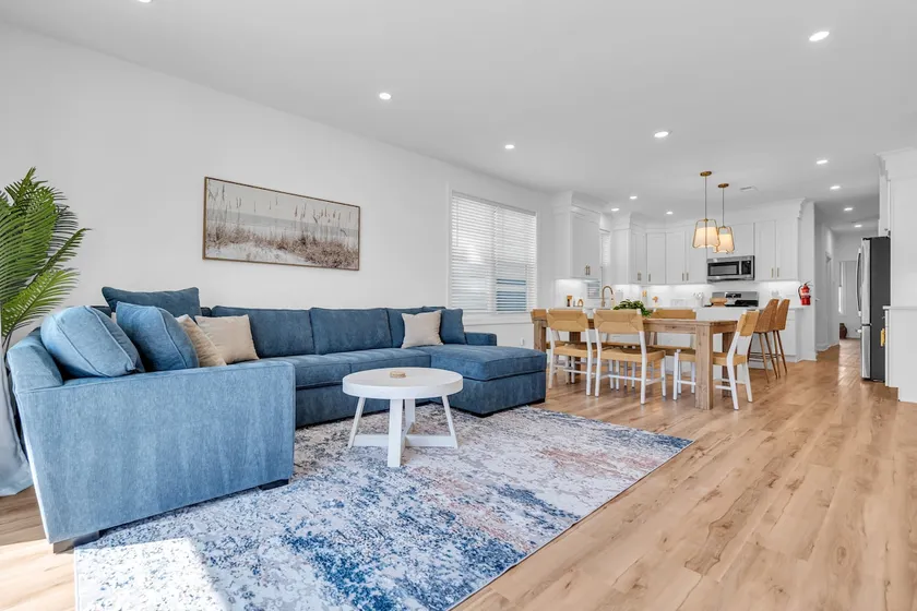 3 Decks | Pet Friendly | Coffee Bar | Full Kitchen - Image 1