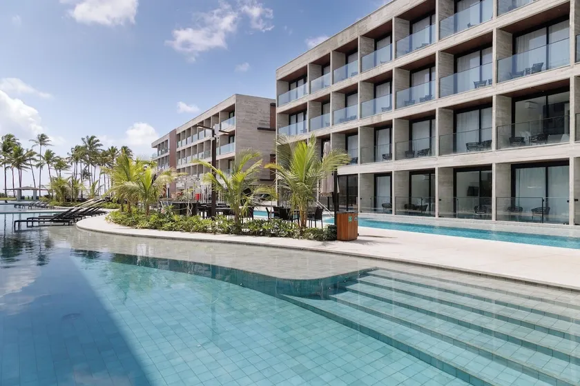 Porto Alto Resort - Image 1