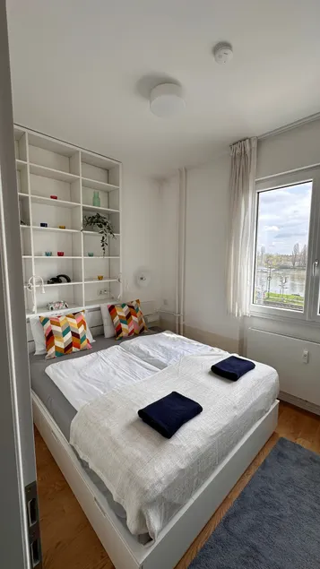 Victor's Danube View Residence - Image 1