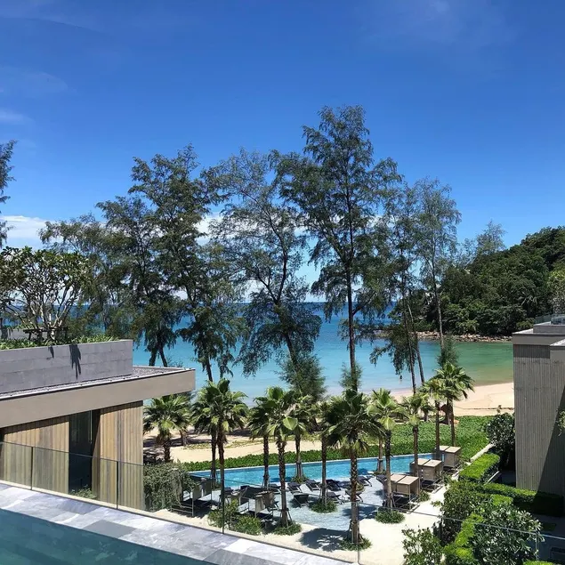 Luxury Penthouse 407sqm Beachfront and private pool - Image 1