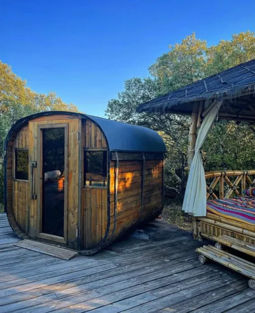 Private suite - Image 1