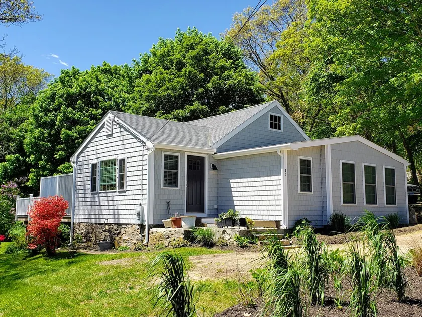 Central to Westerly Beaches and Mystic - Image 1