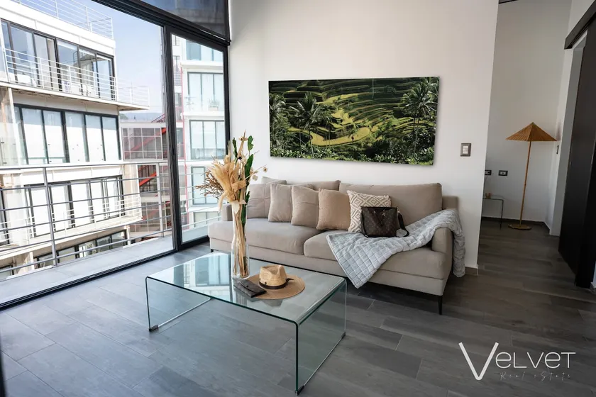 Double-height apartment in Cayala with Jacuzzi - Image 1