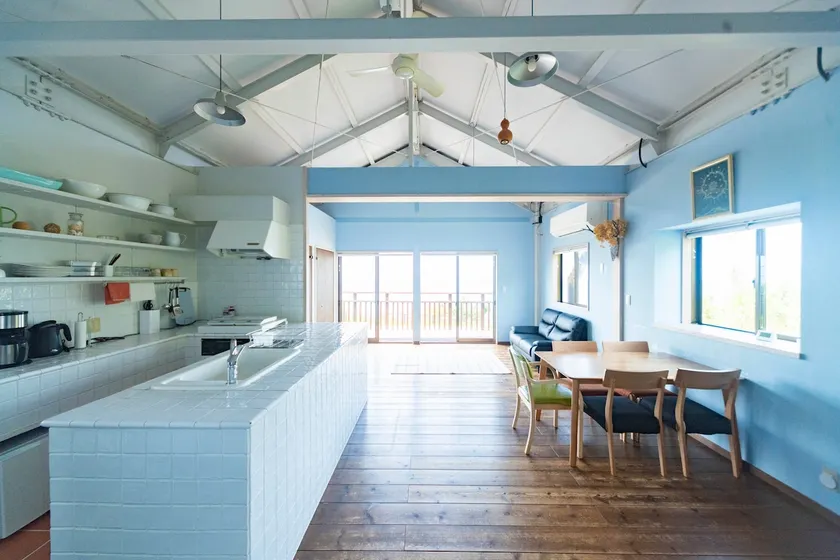 Enjoy the sea of Itoshima! Beachfront Guest House - Image 1