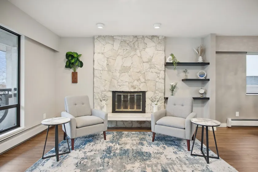 Spacious Retreat w/Garage, Arcade - Image 1