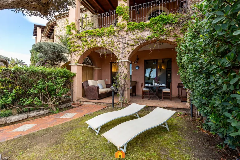 Rokkaria Holidays Apartments - Image 1