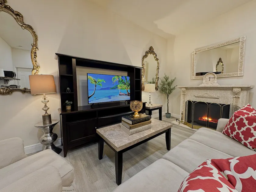 Palm Beach Regency 2BR | Fenced Patio + Garden - Image 1