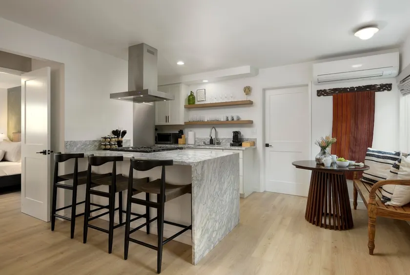 Family Getaway w/ Private Garden & Bunk Beds - Image 1