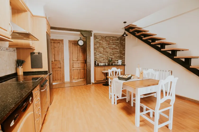 El Altillo, duplex, downtown apartment - Image 1