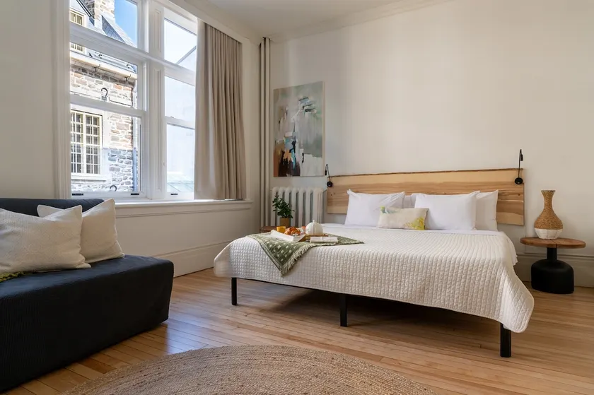 Magnificent Loft – Le Petit Champlain # 22 - Image 1