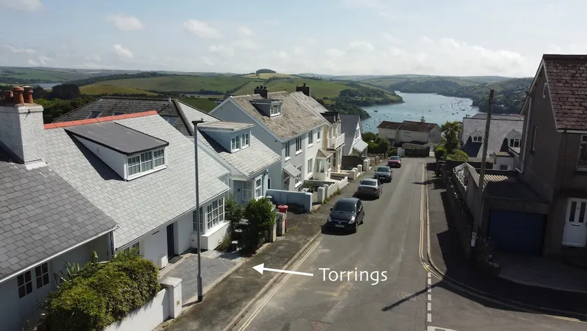 Stunning House that Sleeps 7 in heart of Salcombe - Image 1
