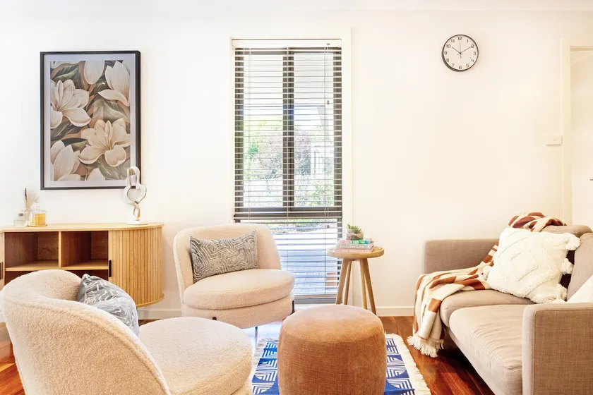 Modern Stylish Home in Canberra - Image 1