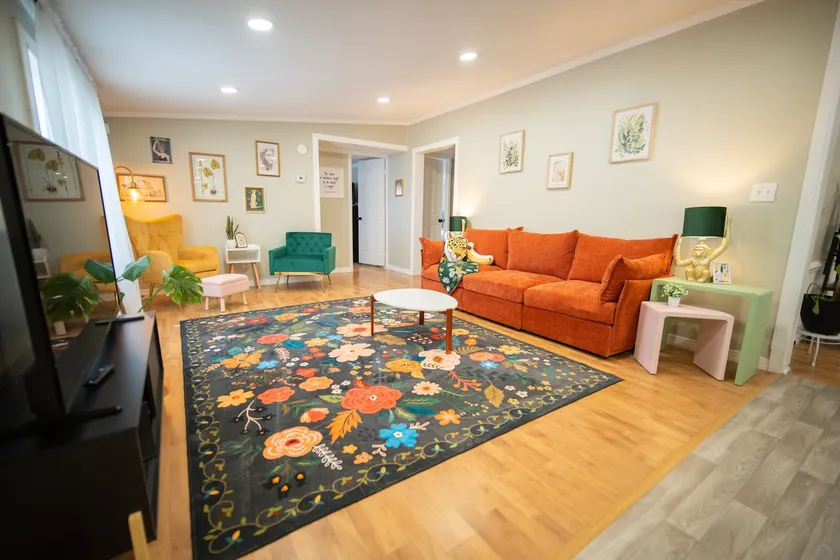 Spacious 4BR on 2+Acres close to Ft. Bragg & Shops - Image 1