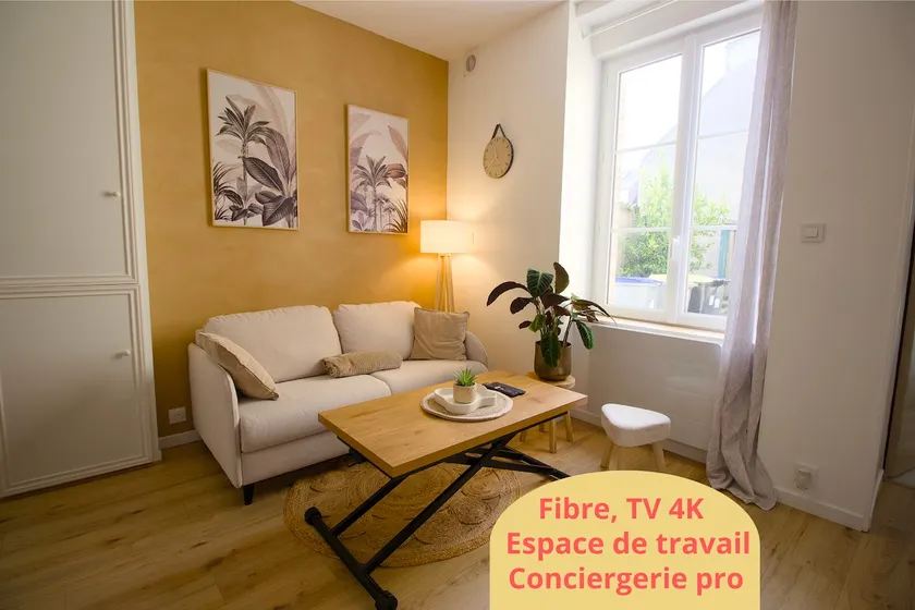 The cozy nest:Apartment cosy-5 min Naval Grp &Mer - Image 1