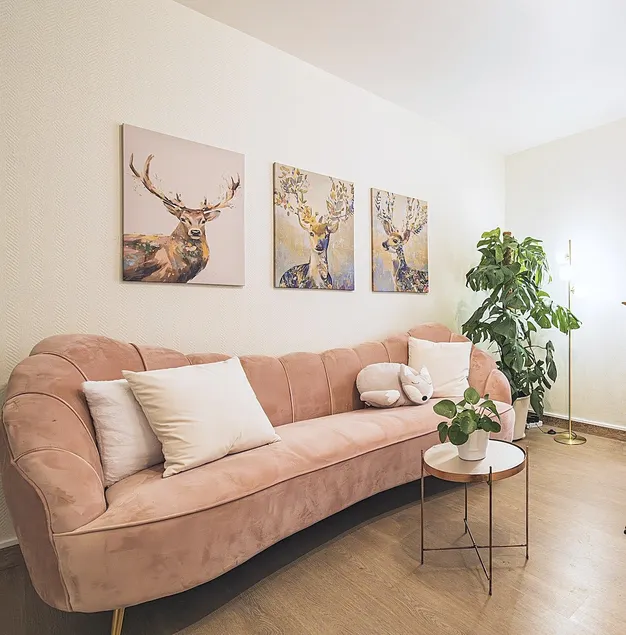 Rose in the city center, free private parking - Image 1