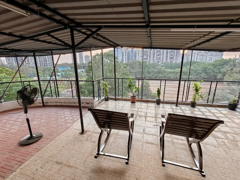 Innjoyful Private Terrace Apt. with Garden-View - Image 1