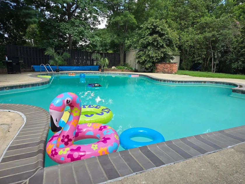 2BR Big Home Near Dc Old Town VA National Harbor - Image 1