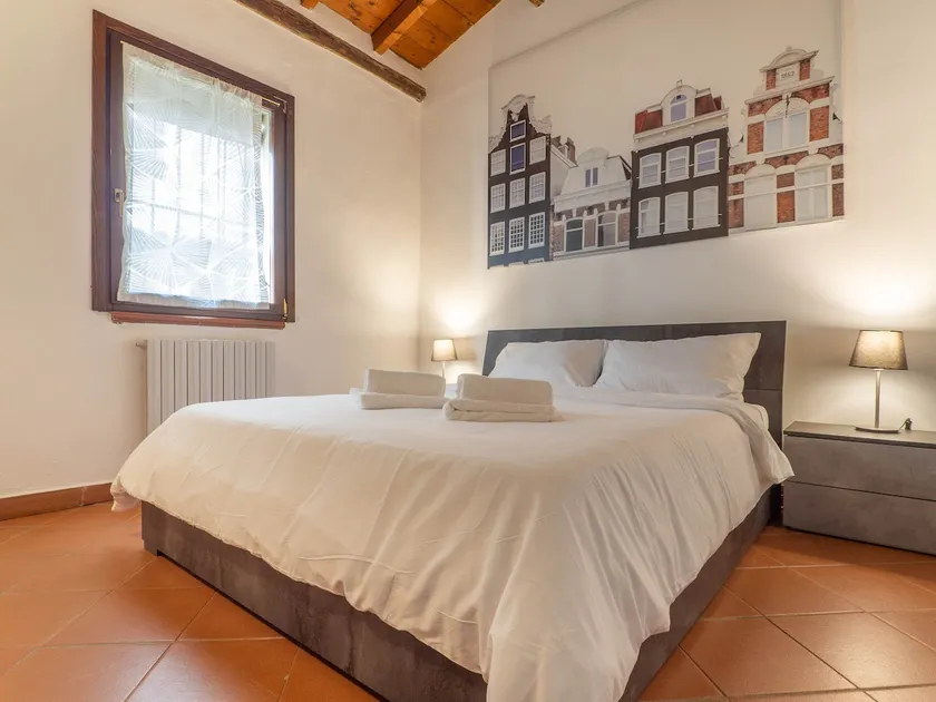 | Historic Elegance in the Heart of Ferrara | - Image 1