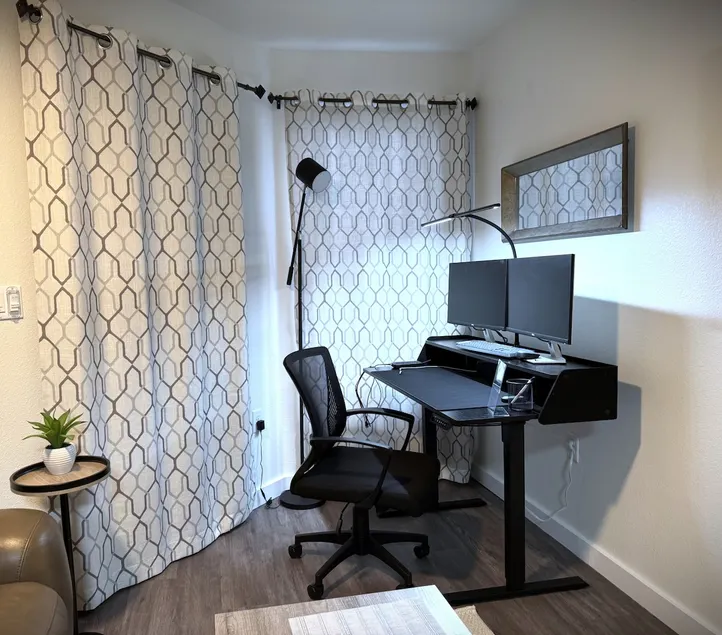 Dallas Condo Travelers / Business - Image 1