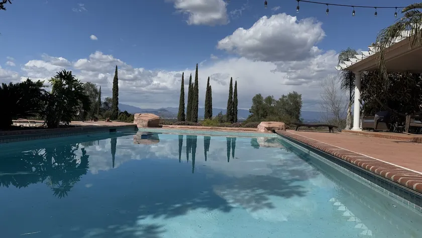 Riverside Views & Pool Retreat - Image 1