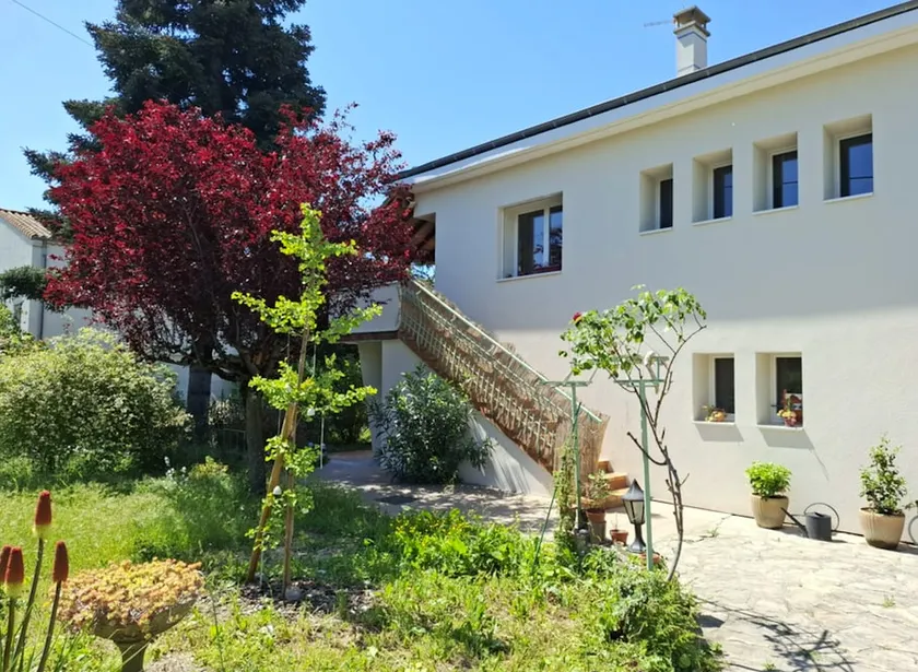 Garden cottage, quiet, bright, edge of Drôme - Image 1