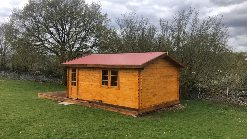 Layla's Lodge @ Berthlwyd - Image 1